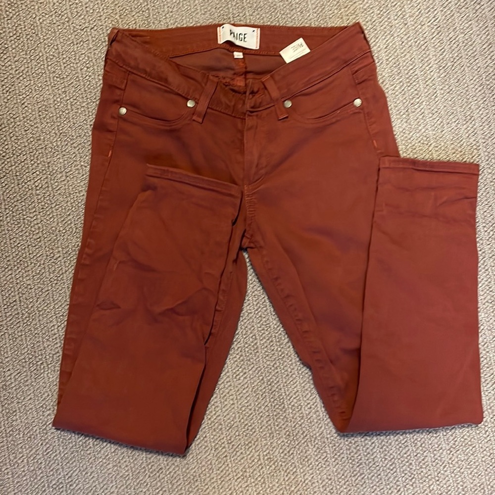 Paige Verdugo Crop, 27